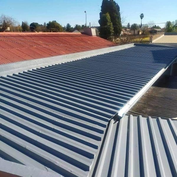 COMPLETE ROOF WITH NEW GALVANISED IBR SHEETING   0 5MM